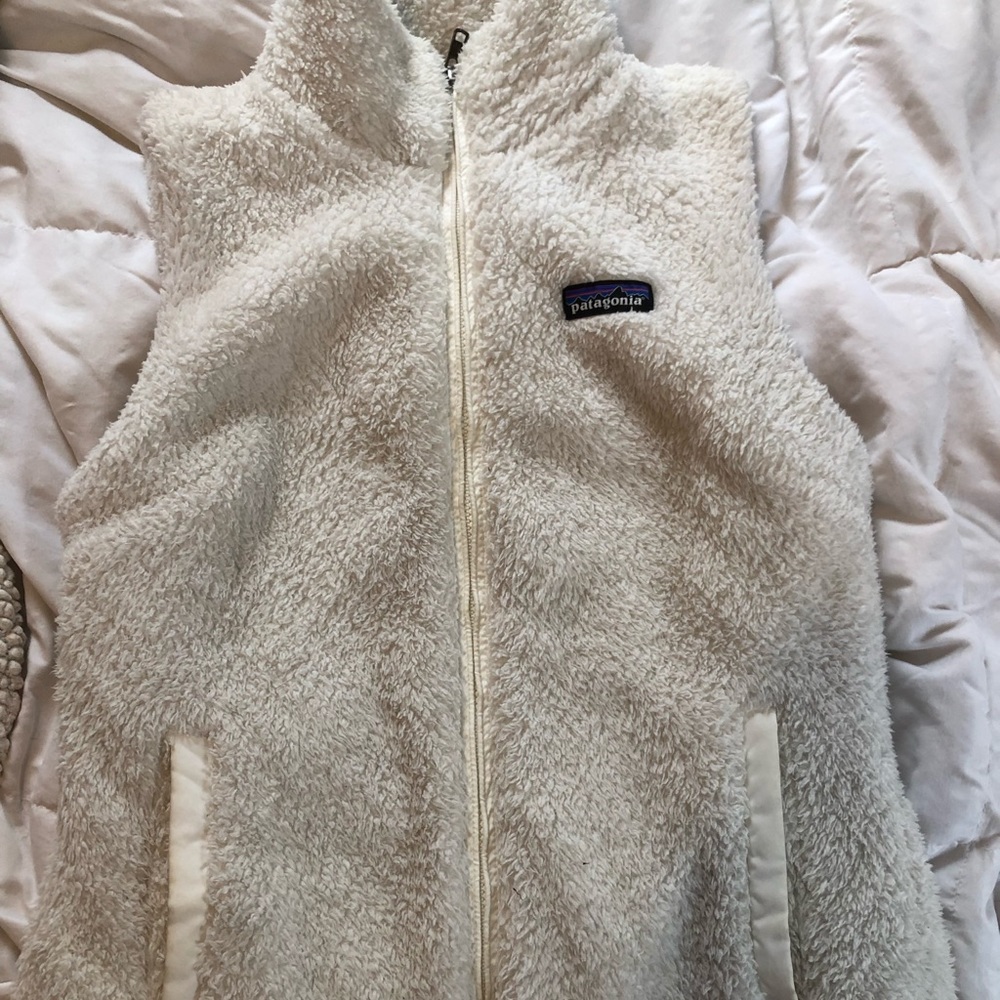 PATAGONIA White Fuzzy Vest